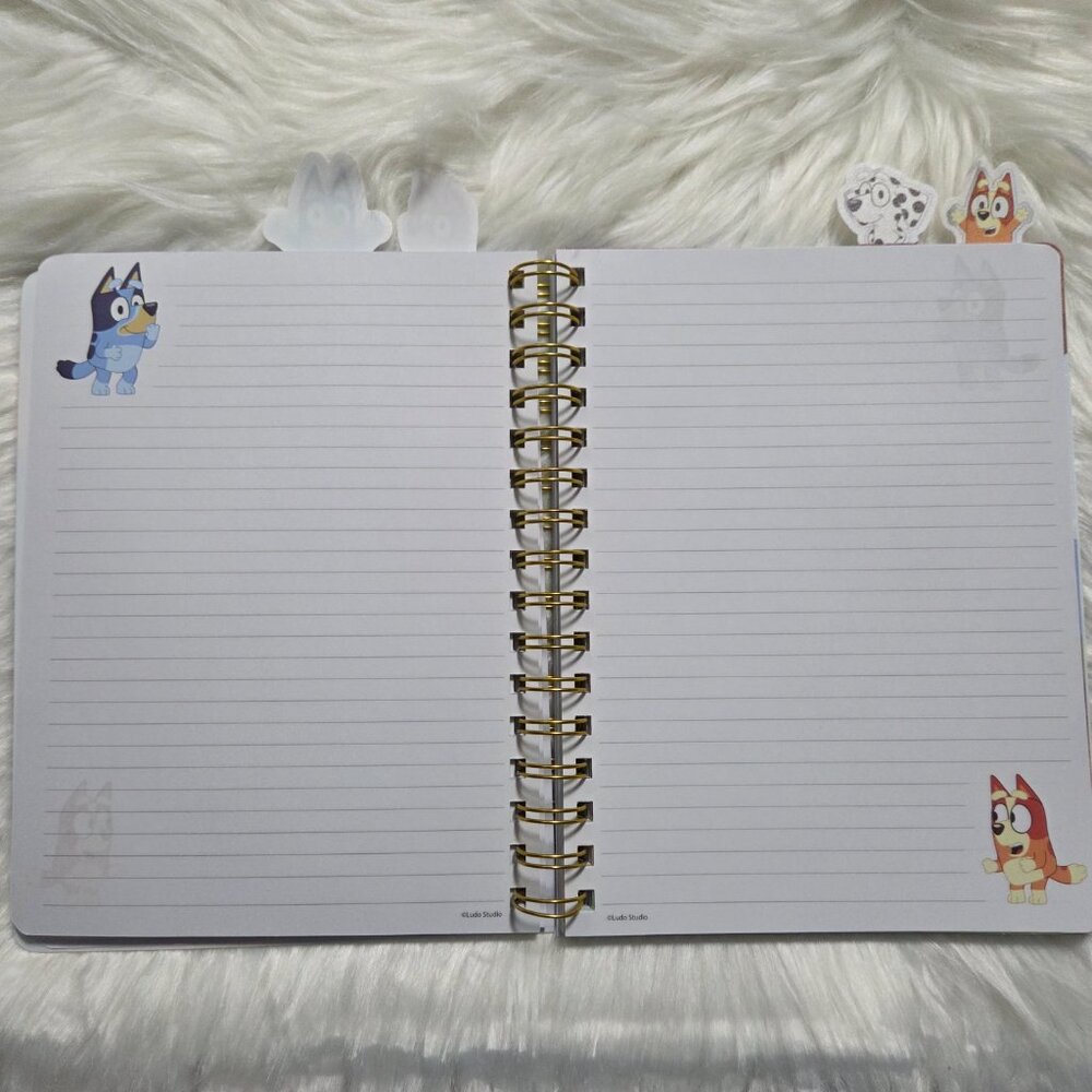 Bluey Tabbed Spiral Notebook - Picture 8 of 8